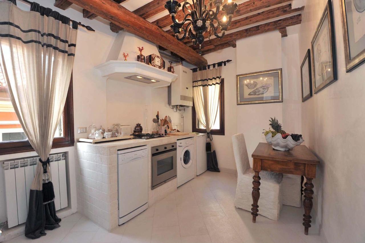 Ca' del Squero vicino alla Salute Venezia Esterno foto