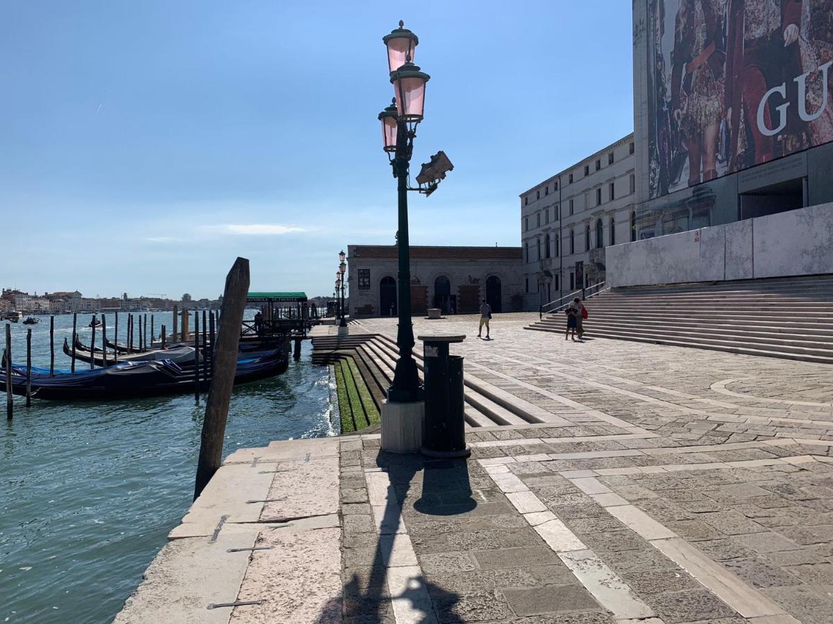 Ca' del Squero vicino alla Salute Venezia Esterno foto